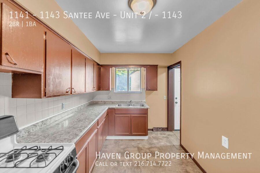 1141 - 1143 Santee Ave - Unit 2 / #1143 - Photo 5 of 13
