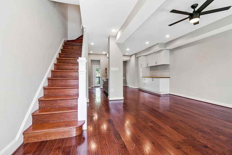 413 Buchanan St Nw - Photo 7 of 50