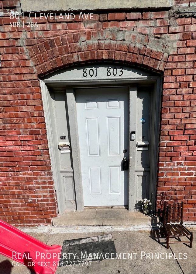 801 Cleveland Ave - Photo 2 of 15
