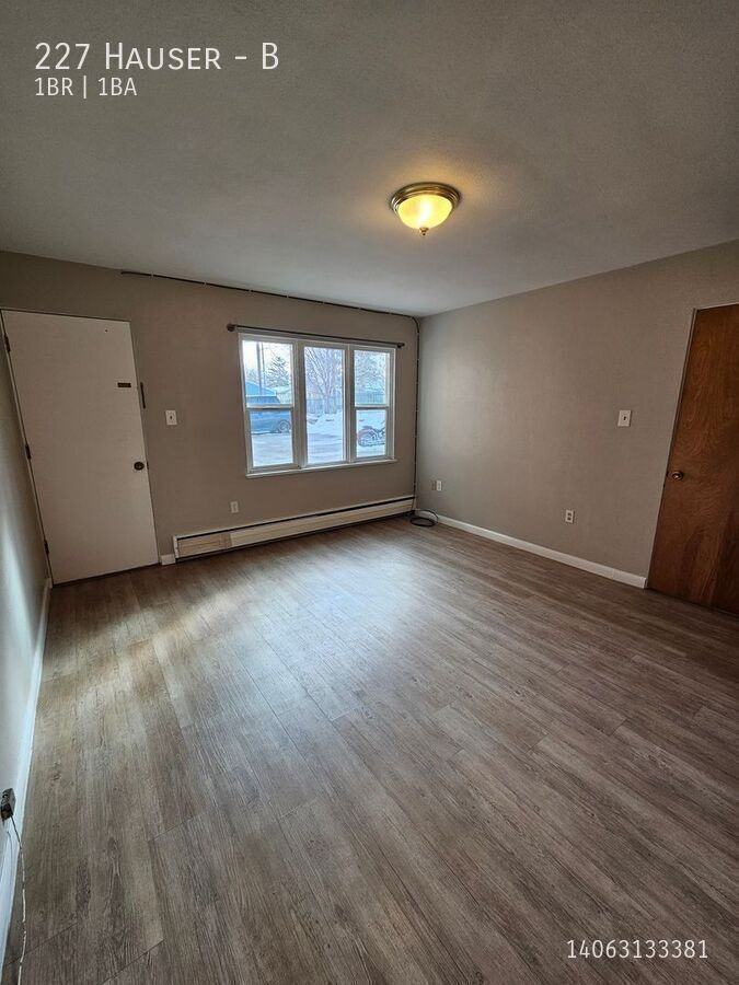 227 Hauser Blvd #B - Photo 7 of 7