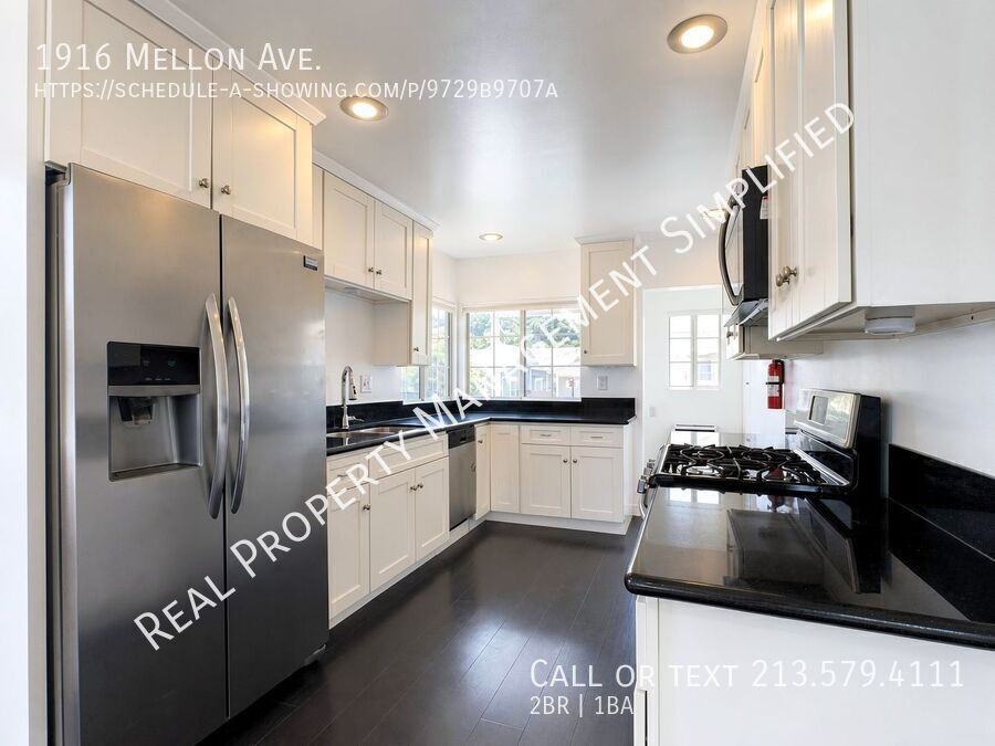 1916 Mellon Ave - Photo 4 of 13