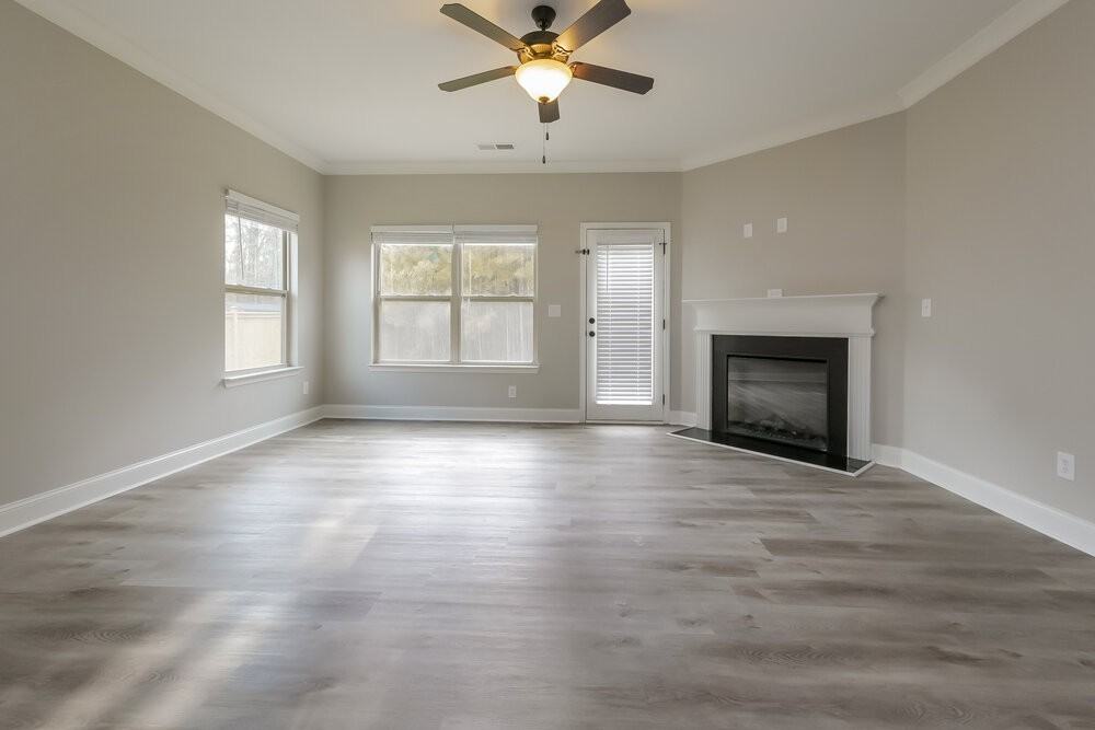 1210 Pebble Rock Rd - Photo 4 of 17