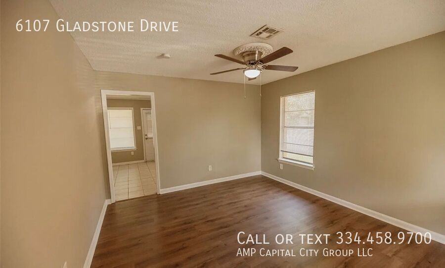 6107 Gladstone Dr - Photo 5 of 29