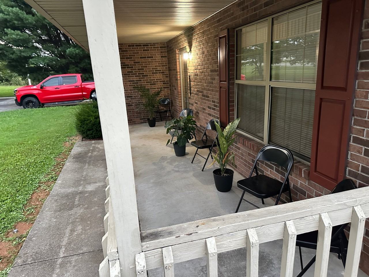 2610 Mayfield Dr - Photo 2 of 27