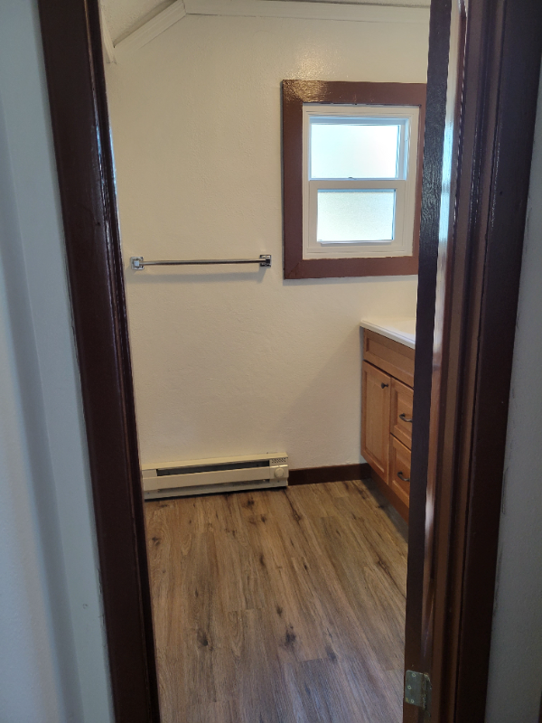 1107 1st Ave N - Photo 5 of 9