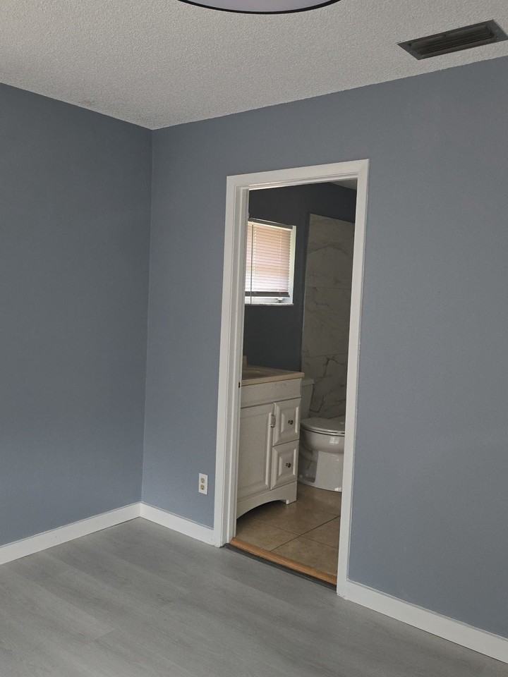 407 Barlow Ave #60 - Photo 7 of 11