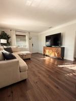featured image of 911 James Ave S