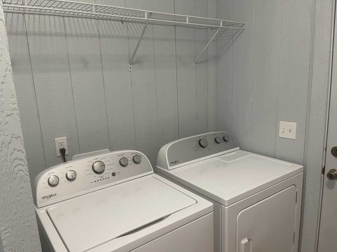 256 S 2nd St - Photo 6 of 12