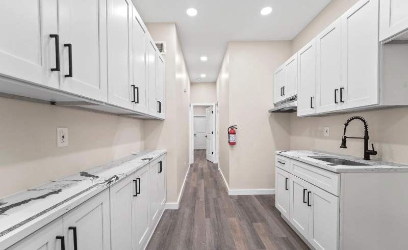 335 Spring St - Photo 5 of 11