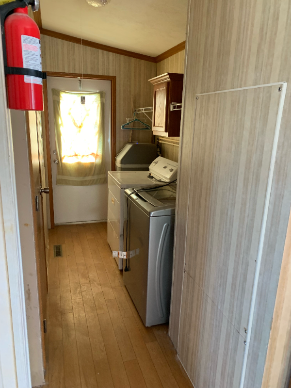 2191 Newton Rd - Photo 4 of 11