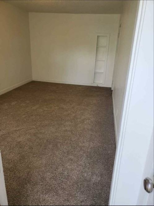 213 W 4th St #A - Photo 2 of 10