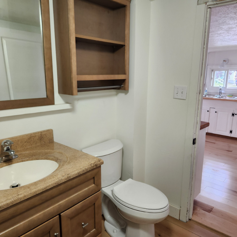 41 Crescent St - Photo 4 of 11