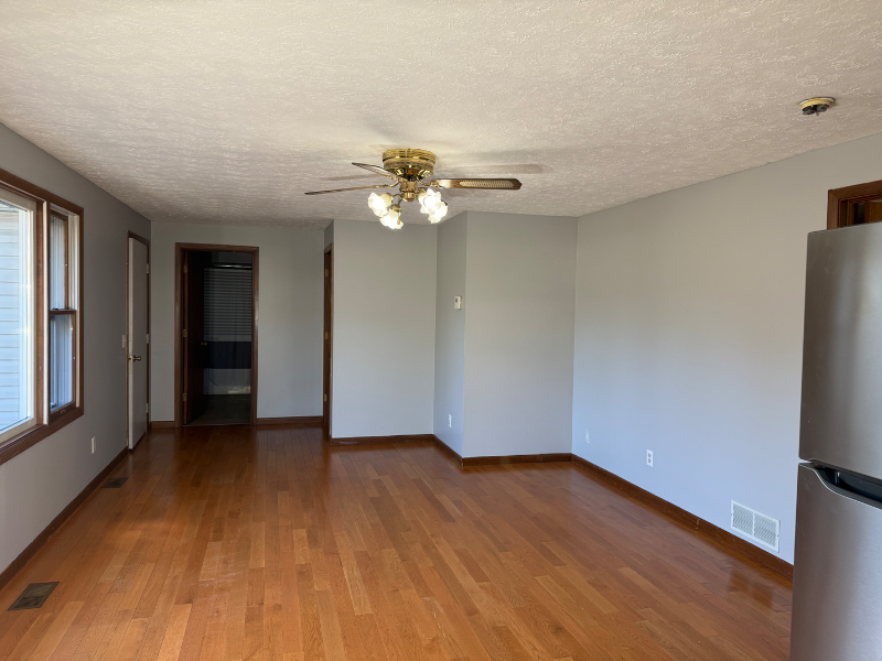 2315 1/2 Manchester Ave Sw #1-2 - Photo 3 of 10
