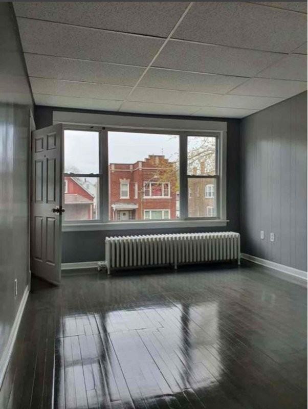 8412 S Manistee Ave #2 - Photo 4 of 20