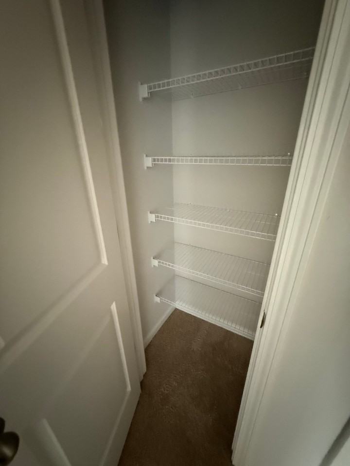 1293 Adrian Ct - Photo 4 of 14