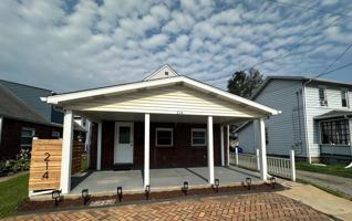 featured image of 214 12th St