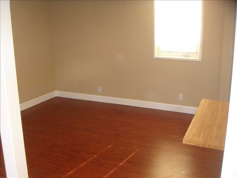 239 E Commonwealth Ave - Photo 2 of 14