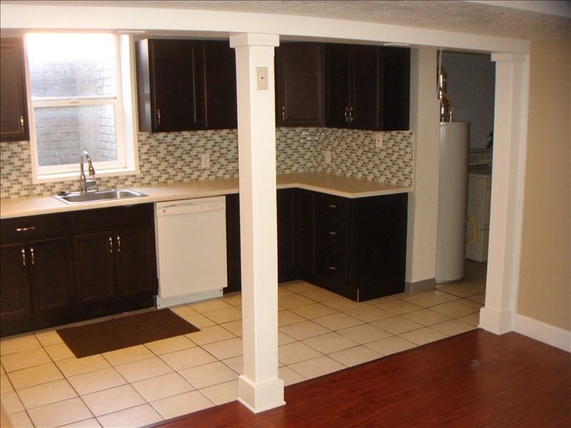 239 E Commonwealth Ave - Photo 4 of 14