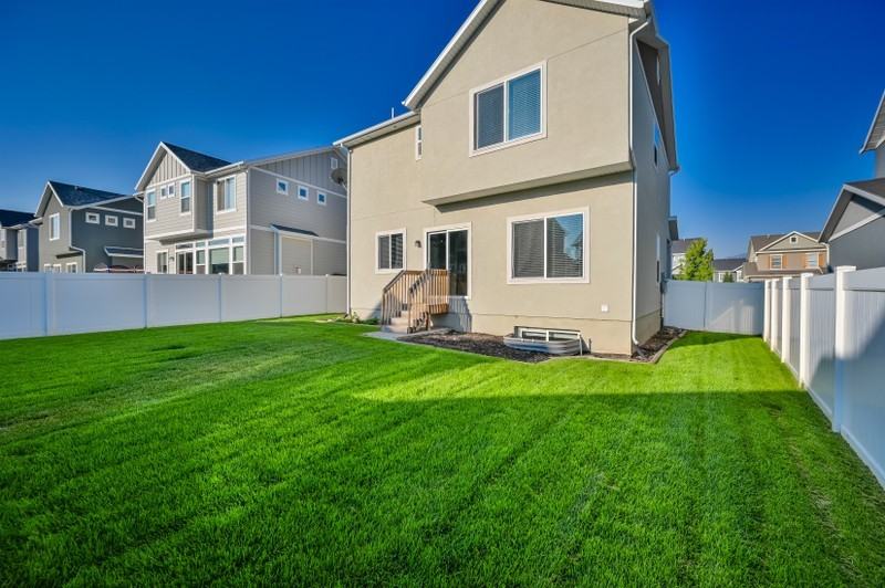 1113 S Meadow Walk Dr - Photo 3 of 20