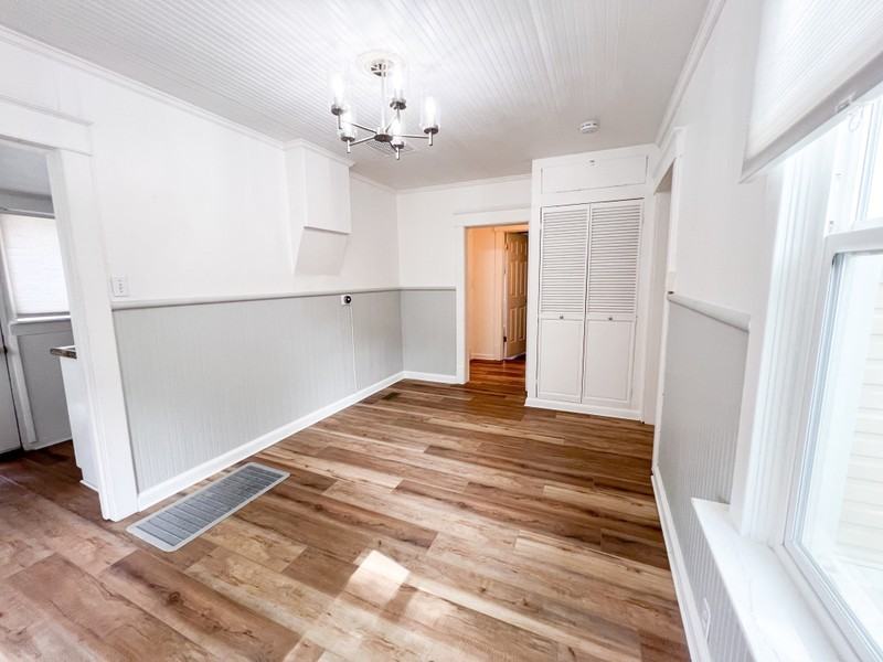177 E St - Photo 5 of 39