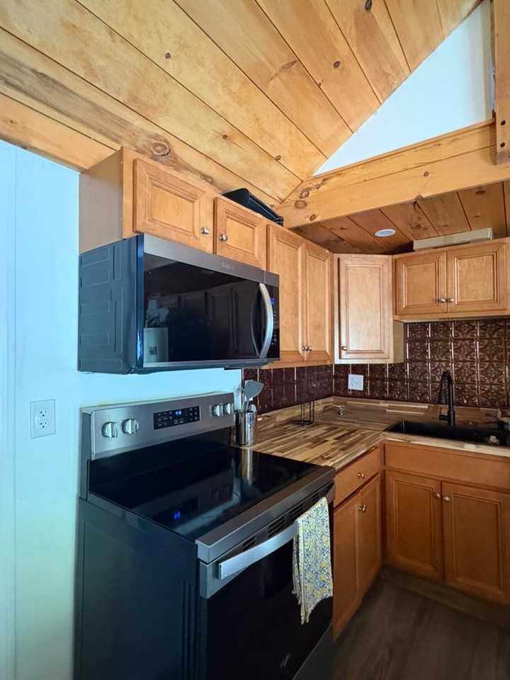 19 Wilbert Way - Photo 4 of 11
