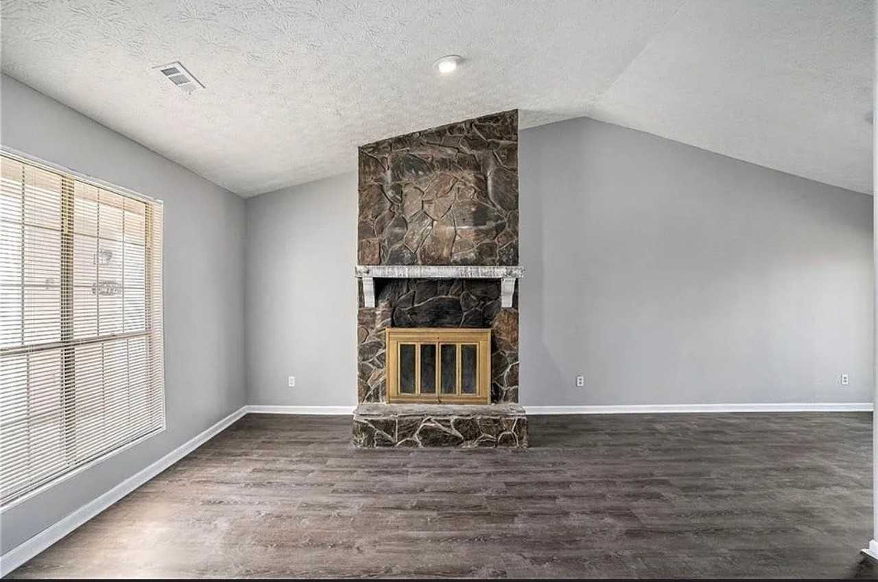 5474 Glen Haven Dr - Photo 4 of 16