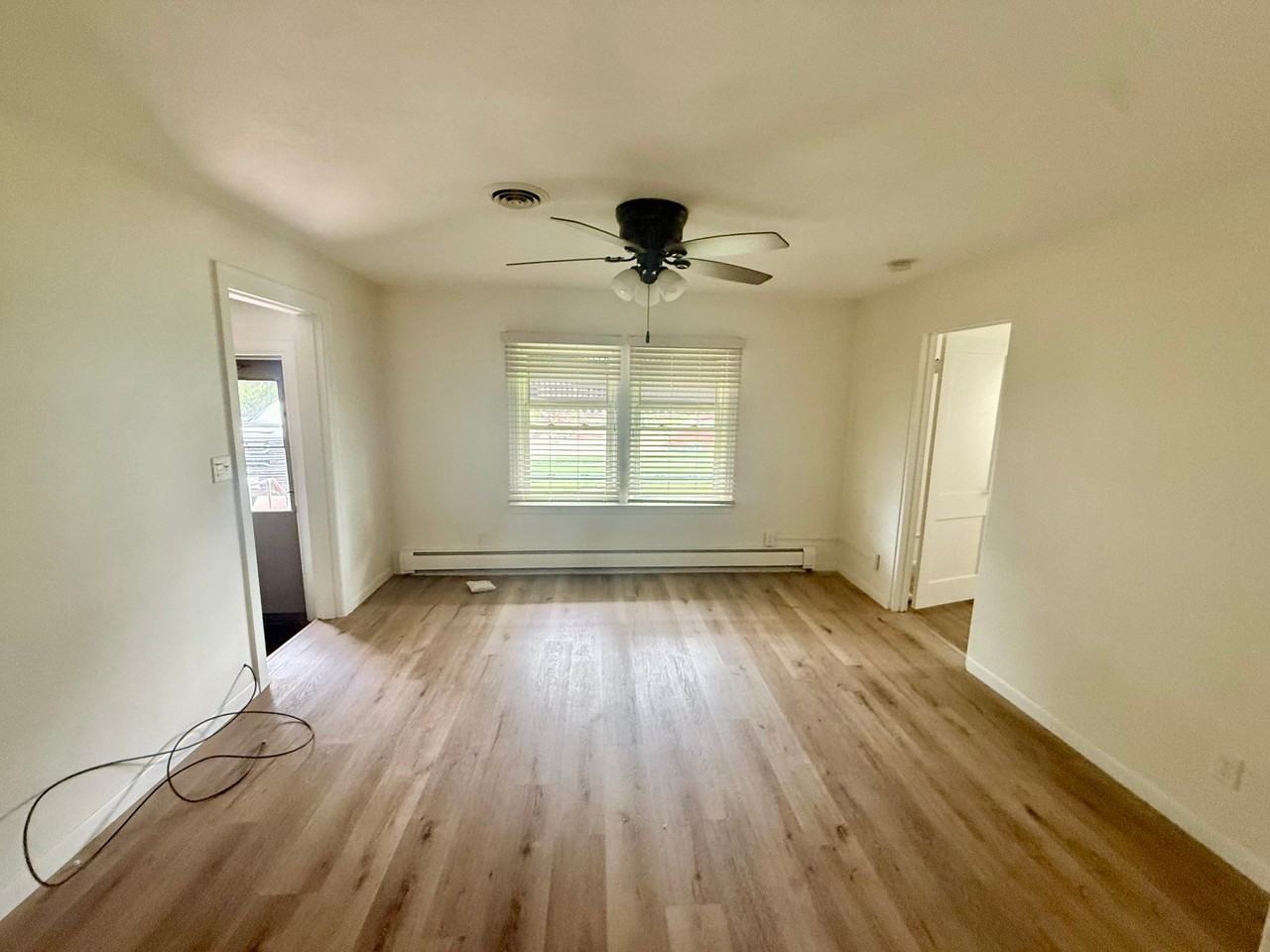 2332 48th St - Photo 2 of 13