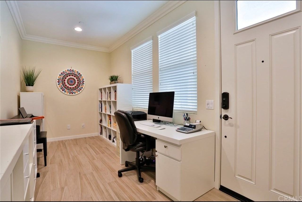 19 Abarrota St - Photo 4 of 20