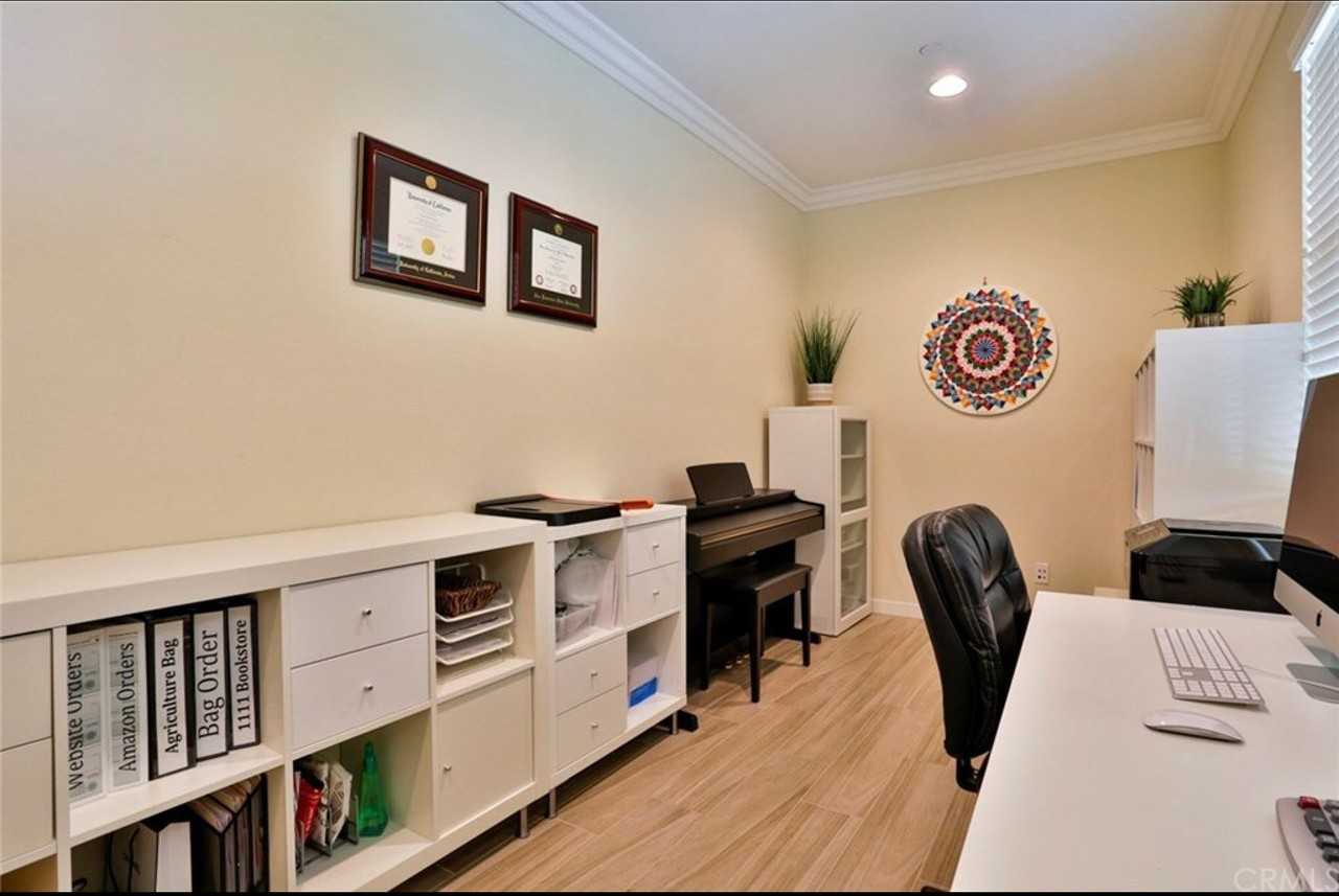 19 Abarrota St - Photo 5 of 20