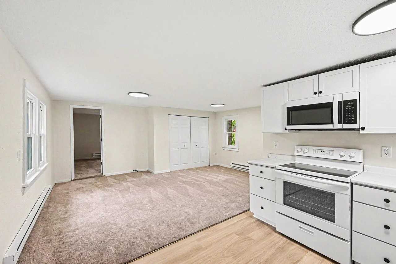 85 Juniper St #1 - Photo 4 of 10