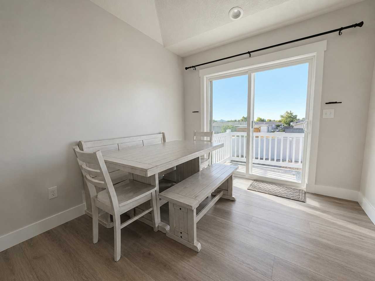 726 W Aly - Photo 5 of 16