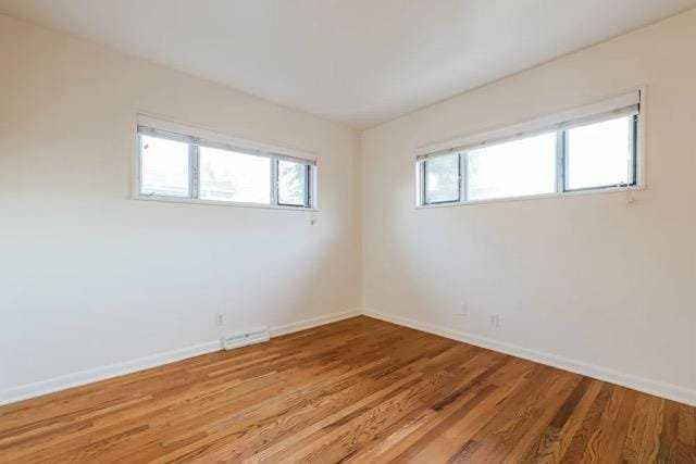 1470 Jamaica St - Photo 5 of 10