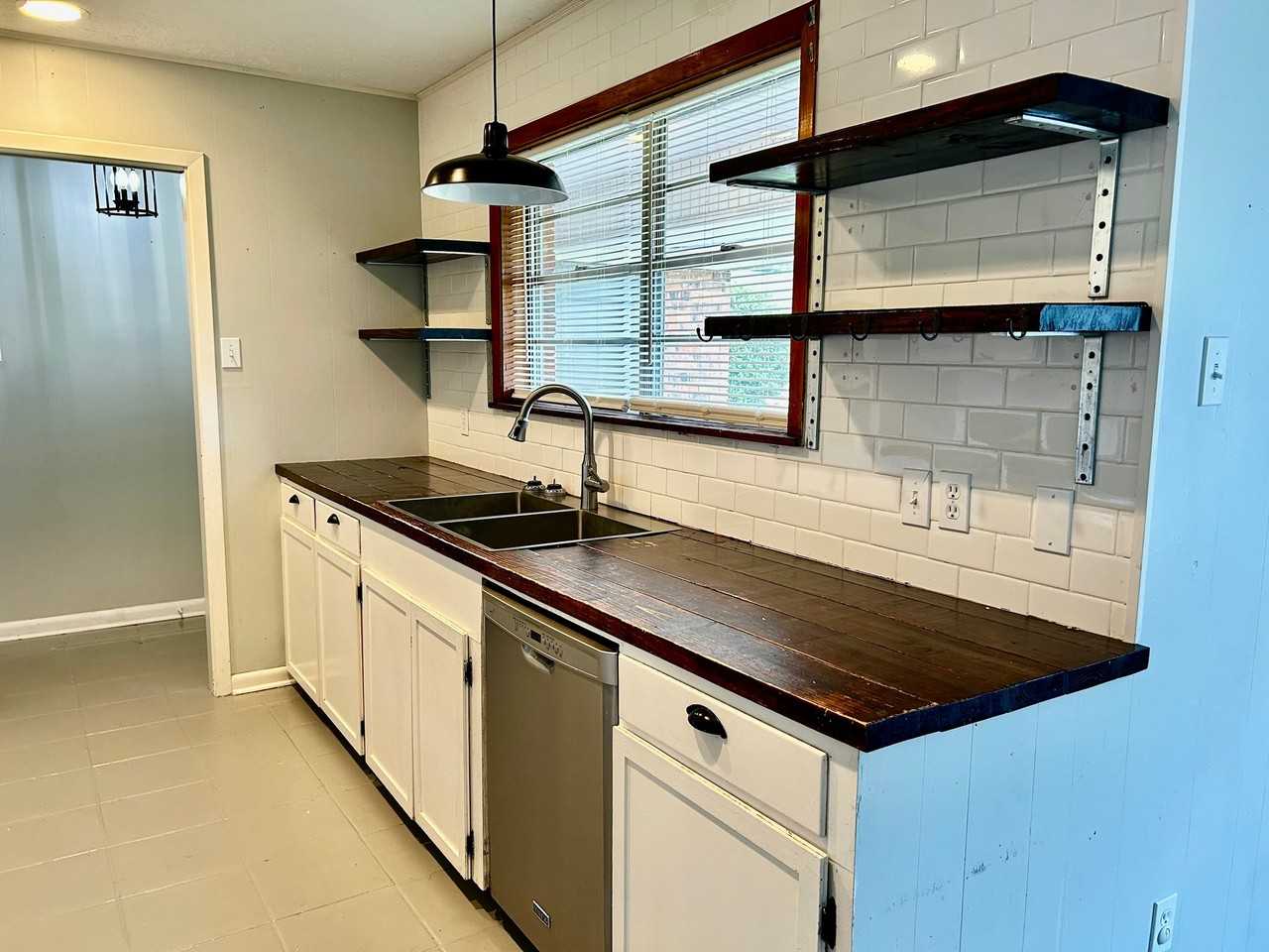 1412 Rose St - Photo 6 of 20