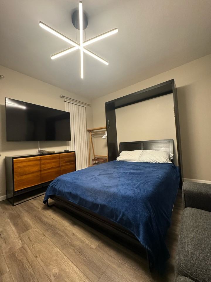 1060 S 3rd St - Photo 5 of 16