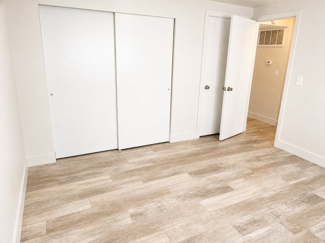 2117 E St #C - Photo 6 of 11
