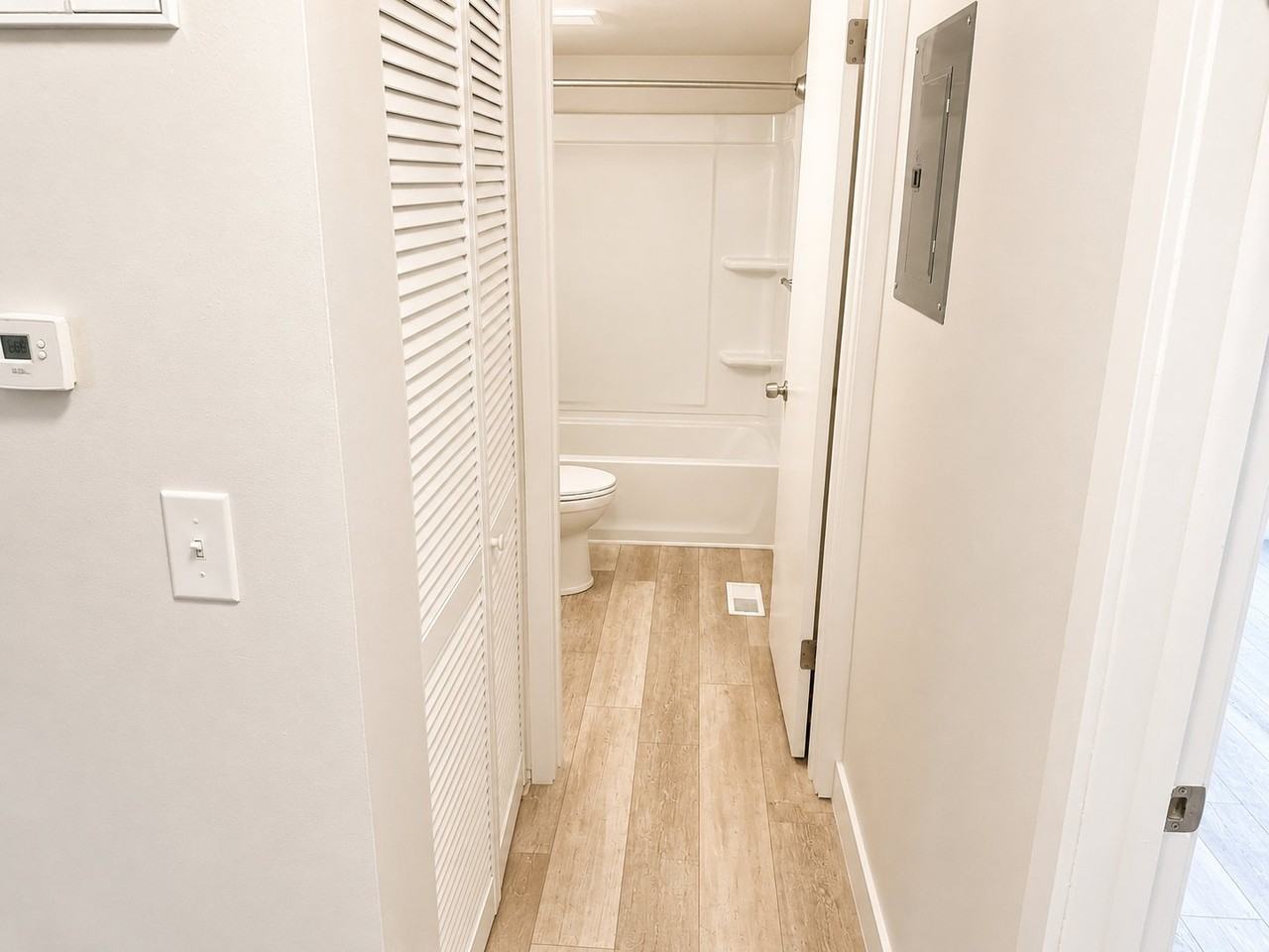 2117 E St #C - Photo 7 of 11