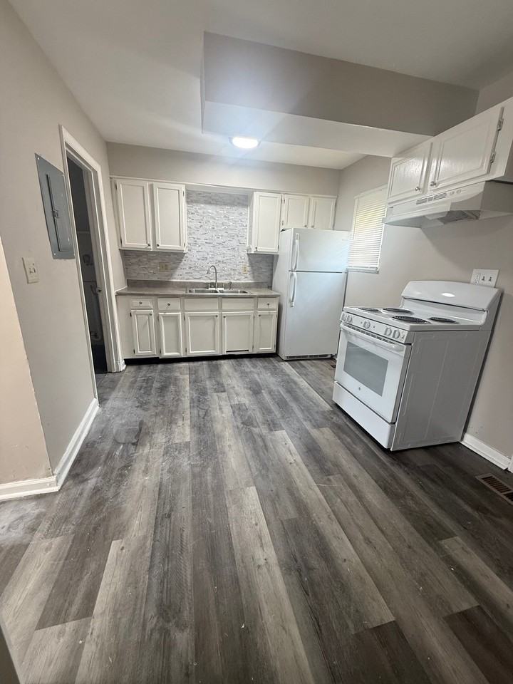 3501 Dorham Pl #3501 - Photo 3 of 4