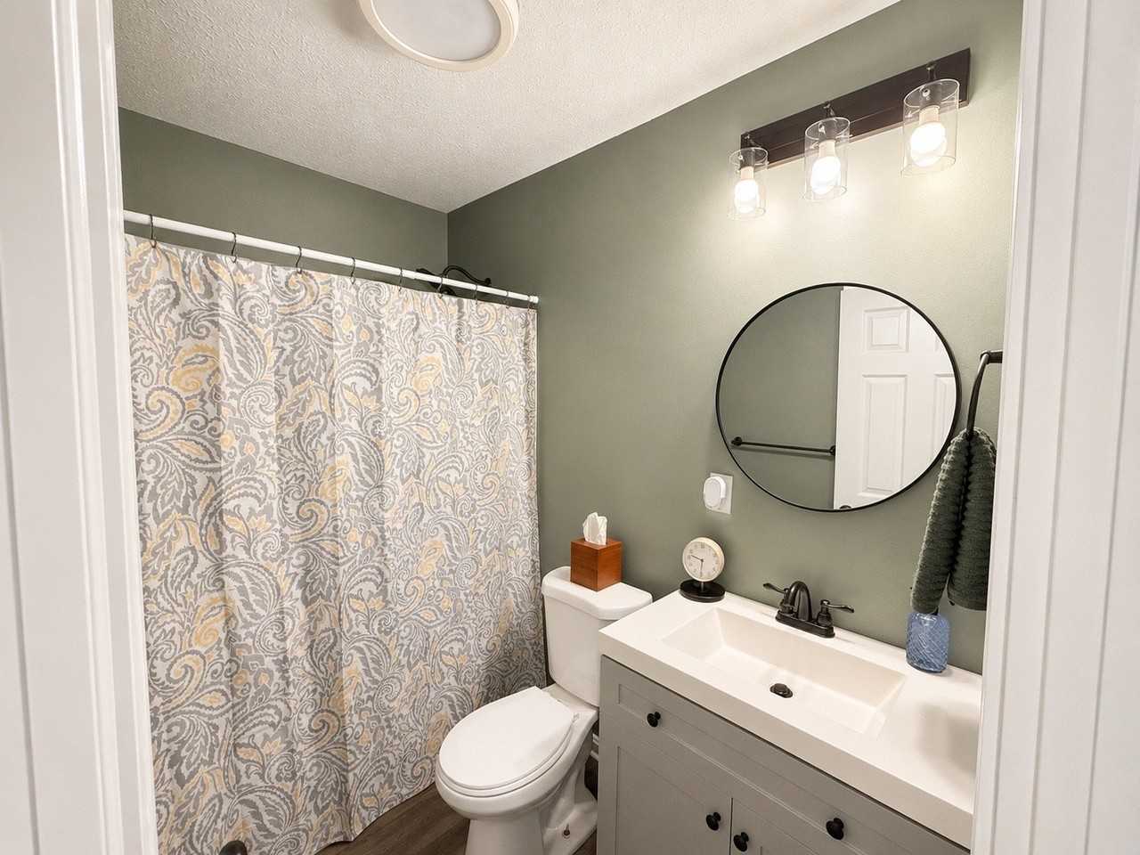262 Walnut St - Photo 5 of 8