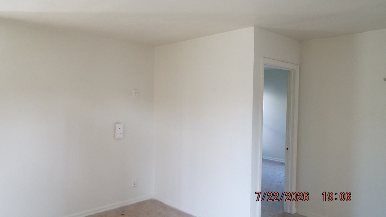 258 Brandywine Ave - Photo 3 of 10