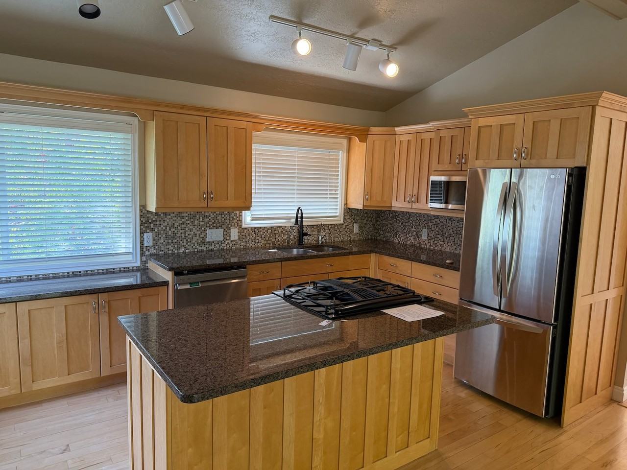 8535 S Top Of The World Cir - Photo 3 of 20