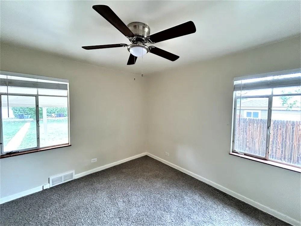 1312 S Broadway - Photo 5 of 8