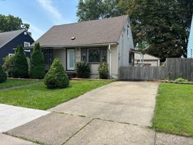 532 60th St - Photo 1 of 1