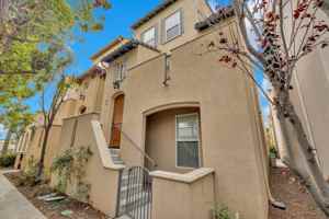 featured image of 766 Broadway #38