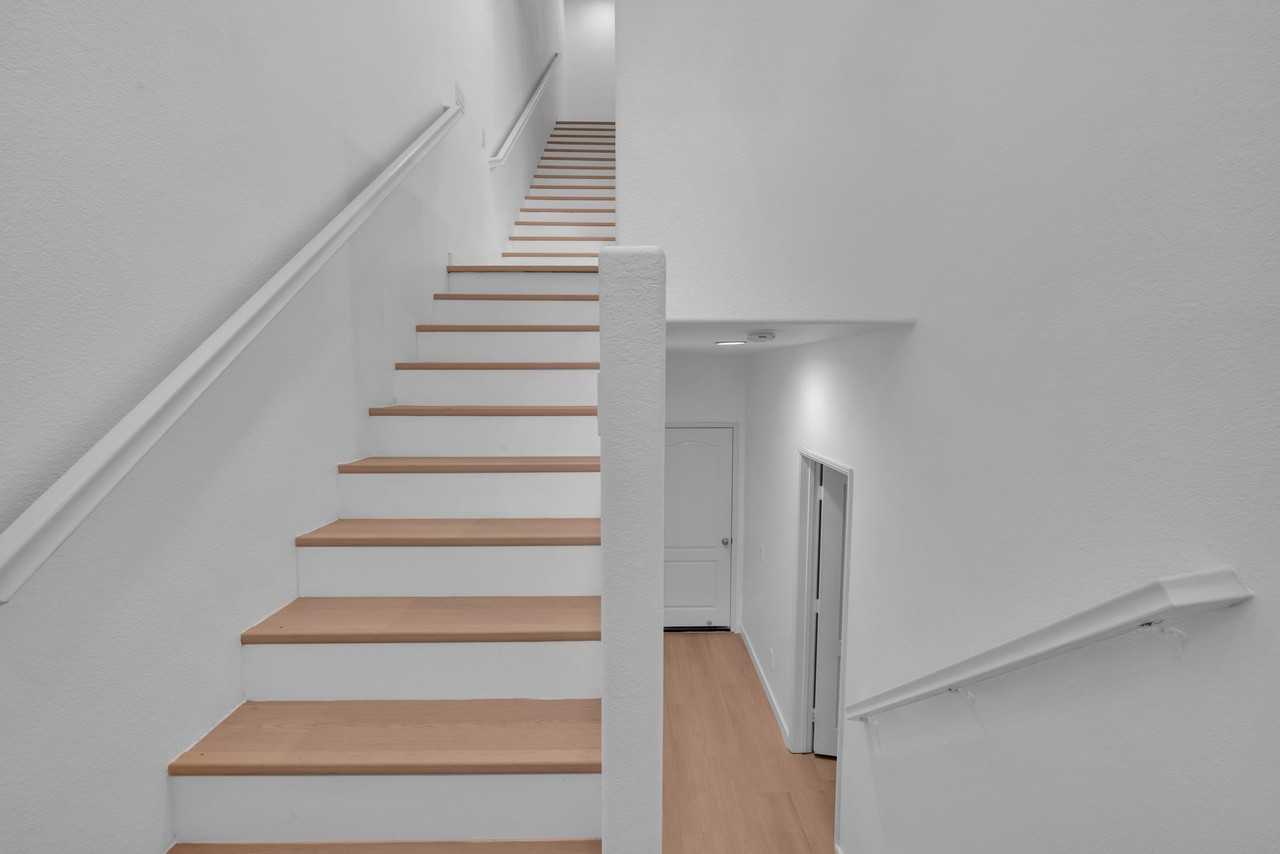 766 Broadway #38 - Photo 4 of 20