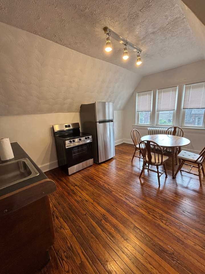 425 N Main St #3F - Photo 7 of 13