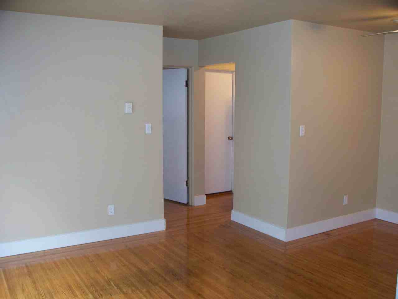 726 5th Avenue #302 - Photo 3 of 10