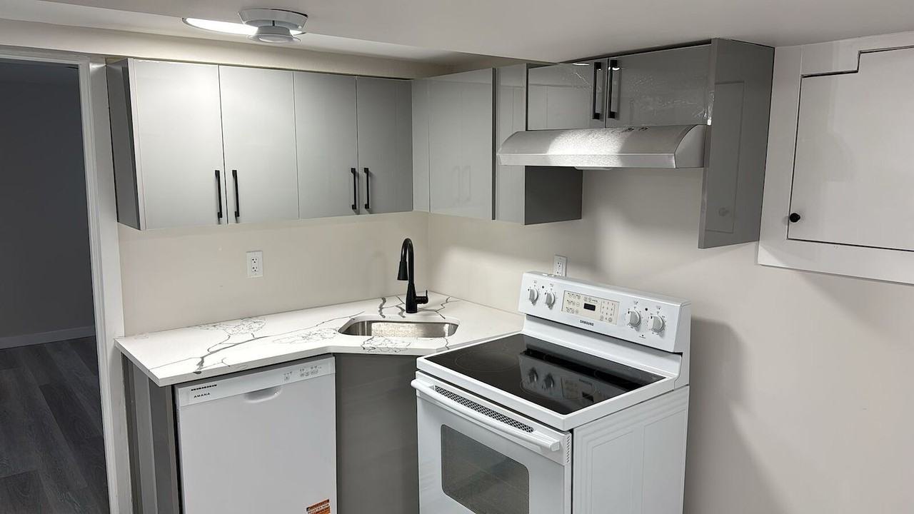 45 Aberdare Way Ne - Photo 5 of 8