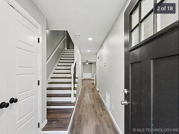 1307 N Tacoma Ave #A - Photo 2 of 13