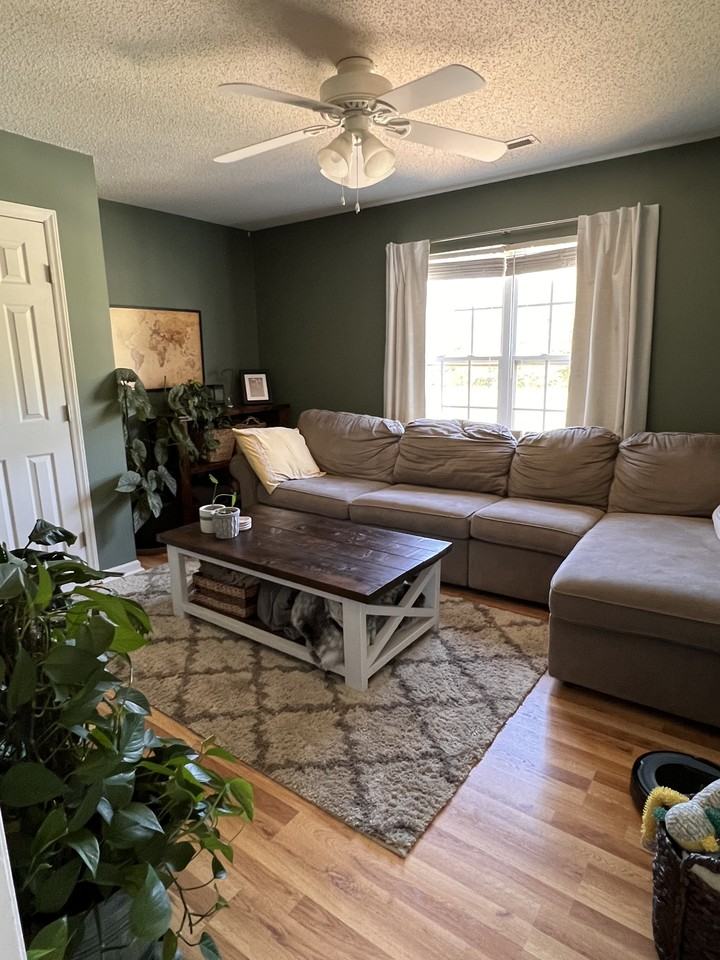 4950 Deveron St #B - Photo 6 of 10