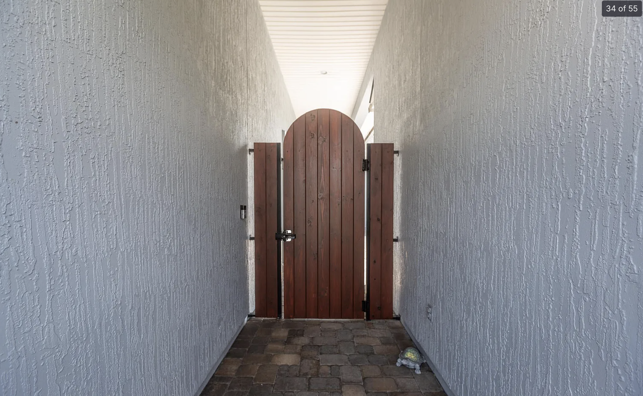 148 Woodcross Dr #NA - Photo 4 of 50